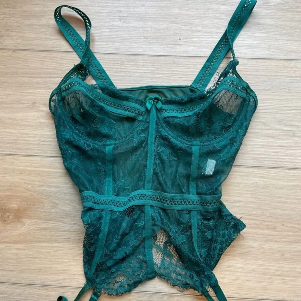 Assorted Brands emerald green